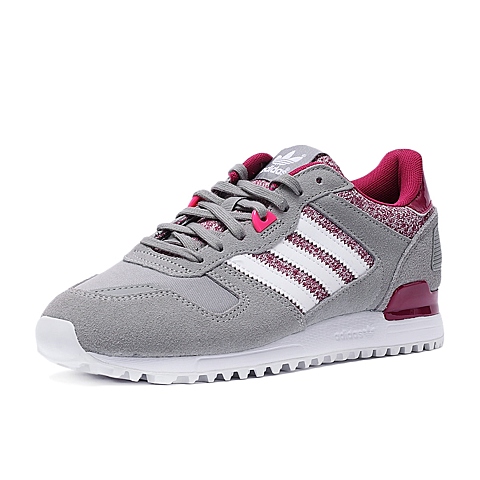 叶　 World-Class-Performance-Front-