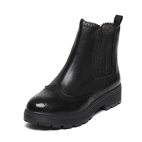 BASTO/百思图冬季专柜同款黑色牛皮布洛克镂花复古女靴TWX40DD6