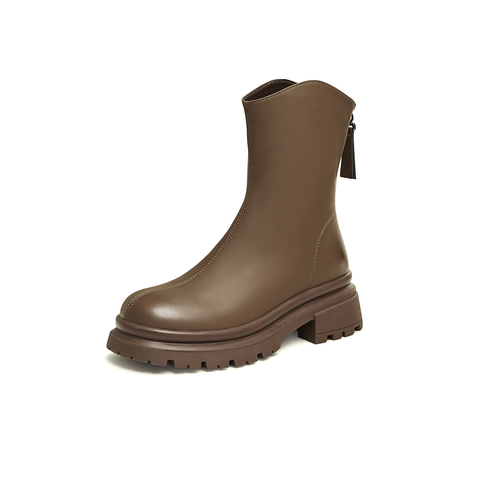 百思图2023冬季新款商场同款时尚简约时装靴粗跟女短靴MD810DZ3