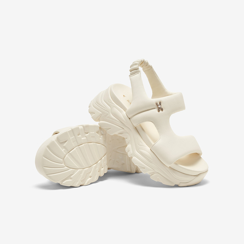 百思图2024夏季新款时尚户外休闲老爹运动凉厚底女凉鞋UCJ11BL4