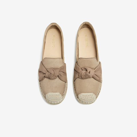百思图2024秋季新款时尚休闲蝴蝶结渔夫鞋平跟女单鞋A0071CA4