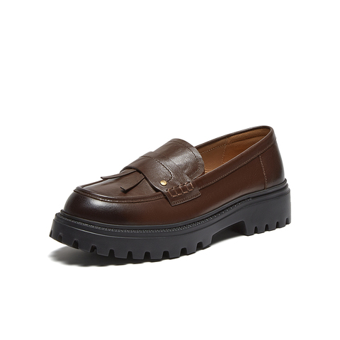 百思图2025春季新款时尚简约英伦学院风乐福鞋粗跟女单鞋WHY55AA5