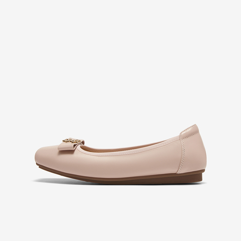 百思图2025春新款时尚蝴蝶结简约通勤方头平跟浅口女单鞋A4772AQ5