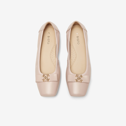 百思图2025春新款时尚蝴蝶结简约通勤方头平跟浅口女单鞋A4772AQ5