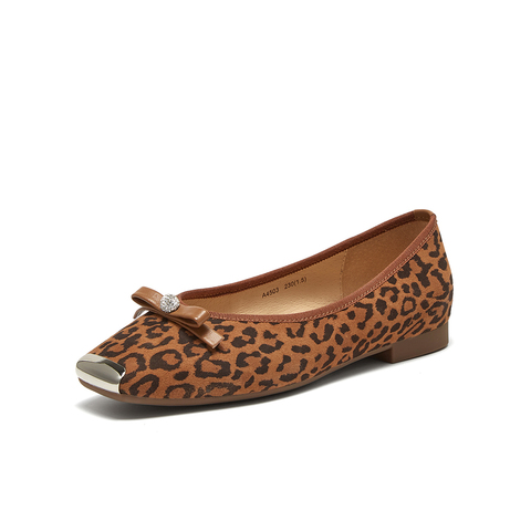 百思图2025春季新款简约通勤时尚蝴蝶结方头浅口女单鞋A4503AQ5