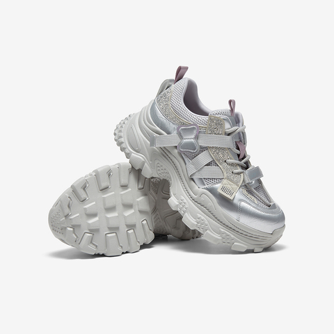 百思图2025夏季新款户外街头运动银色老爹鞋厚底女休闲鞋B2191BM5
