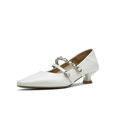 百思图2025秋季新款玛丽珍鞋简约时尚细跟尖头女单鞋B1299CQ5