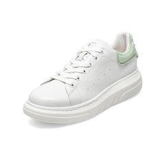 Bata小白鞋女单2022春季商场新款百搭平厚底透气运动板鞋AGJ34AM2