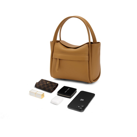 百丽包包女2024秋季新品高级质感休闲单肩斜挎手提水桶包M6349CX4