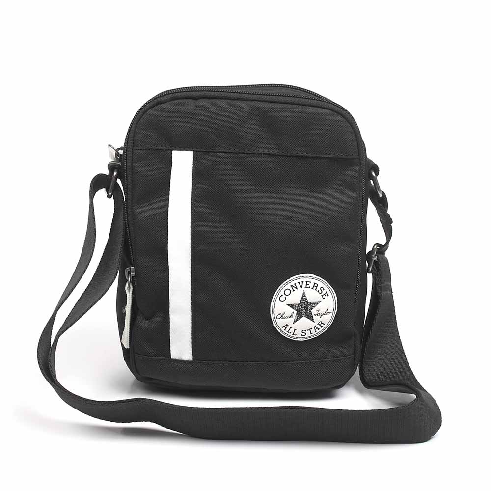 求鉴定匡威斜挎包 十分感谢