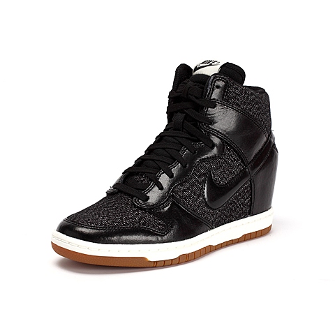 NIKE耐克 女子WMNS DUNK SKY HI ESSENTIAL复刻鞋644877-003