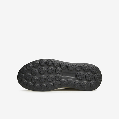 TATA/他她2024春商场同款休闲男士简约百搭板鞋新款VFB01AM4