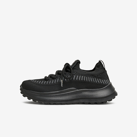 TATA/他她2025春时尚百搭男休闲运动鞋新款VMM01AM5