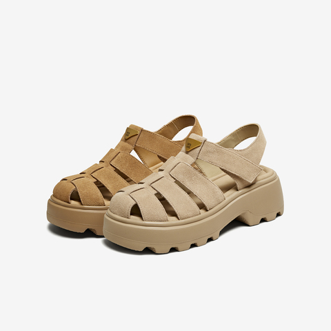 TATA/他她2025夏商场同款时尚休闲女罗马凉鞋新款CN201BH5