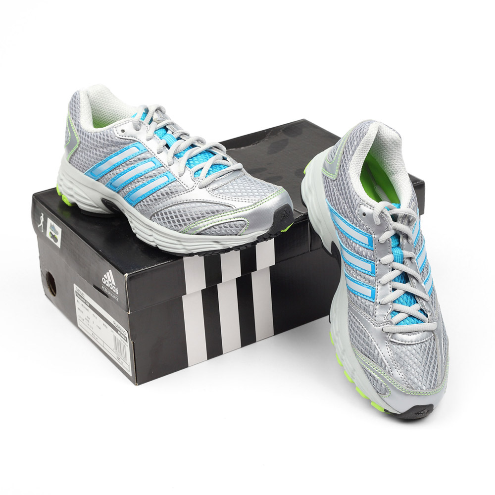 adidas阿迪达斯 女子跑步鞋g50052