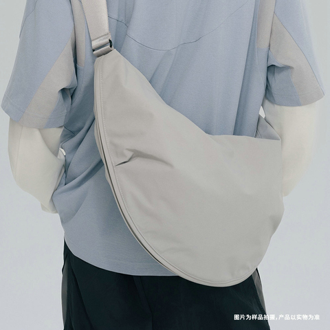 adidas阿迪达斯2025中性FTSL CSBD BAG斜背包JZ0576