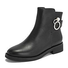 BASTO/百思图2018冬季黑色牛皮革珍珠简约纯色方跟女皮靴短靴TD528DD8