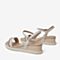 百思图2020夏季新款商场同款时尚牛皮革坡跟一字带女凉鞋RS801BL0