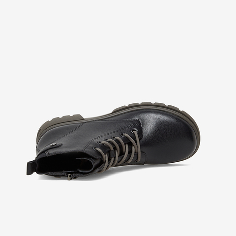 百思图2022冬季新款商场同款时尚潮流英伦风马丁靴女短靴RWY54DD2