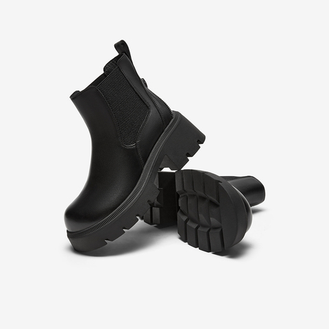 百思图2023冬季新款商场同款简约休闲烟筒靴粗跟女短靴SD610DD3