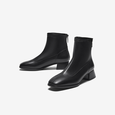 百思图2023冬季新款商场同款简约休闲时装靴粗跟女短靴RFO60DD3