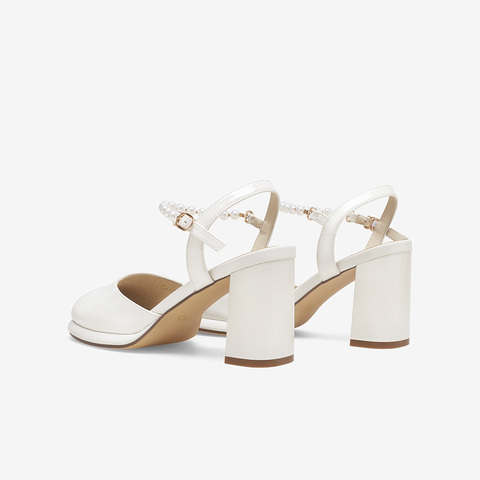 百思图2023夏季新款商场同款时尚珍珠饰粗高跟后空女凉鞋MA110BH3