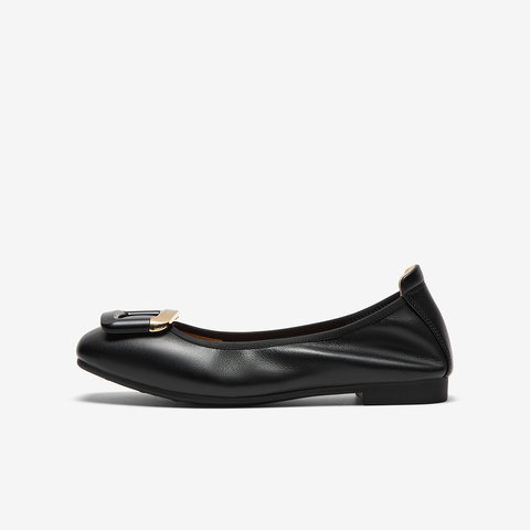 百思图2024春季新款商场同款时尚金属扣圆头浅口女单鞋TJ923AQ4