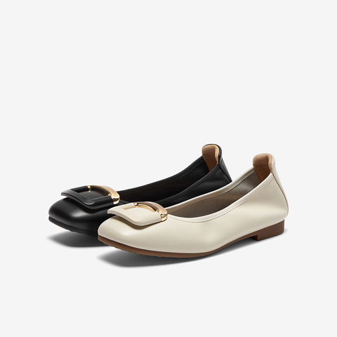 百思图2024春季新款商场同款时尚金属扣圆头浅口女单鞋TJ923AQ4