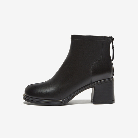 百思图2024冬季新款商场同款简约潮流时装靴粗高跟女短靴BF521DD4