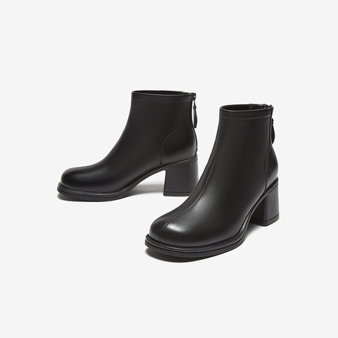 百思图2024冬季新款商场同款简约潮流时装靴粗高跟女短靴BF521DD4