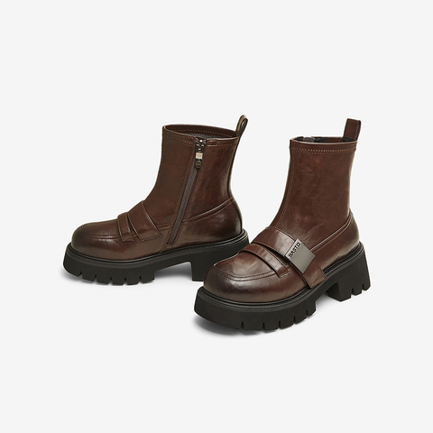 百思图2024冬季新款时尚通勤弹力靴粗跟圆头女短靴VUN07DD4