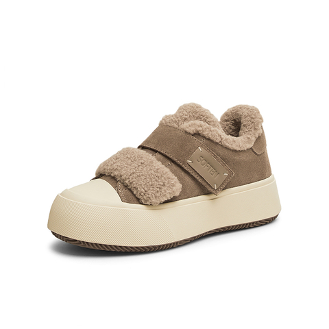 百思图2024冬季新款商场同款时尚运动板鞋加绒女休闲鞋I7595DM4