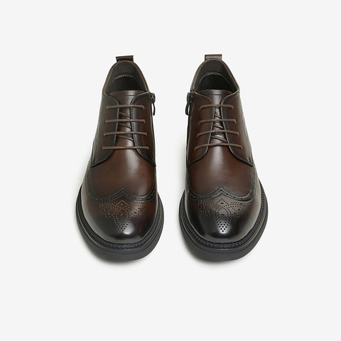 百思图2024冬季新款商场同款简约通勤粗跟圆头男正装皮鞋31115DD4