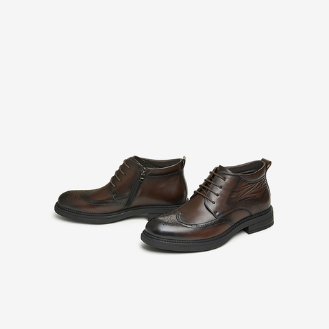 百思图2024冬季新款商场同款简约通勤粗跟圆头男正装皮鞋31115DD4