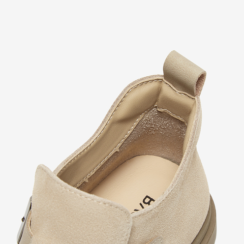 百思图2024冬季新款商场同款复古休闲勃肯鞋平跟女单鞋BG577DD4