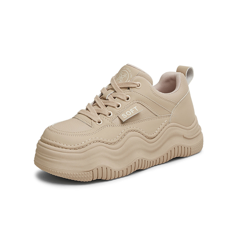 百思图2025春季新款时尚街头运动板鞋厚底圆头女休闲鞋X5910AM5