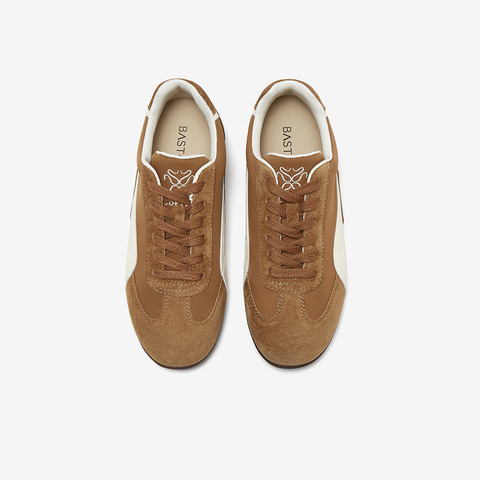 百思图2025春季新款时尚复古户外运动德训鞋平跟女休闲鞋A1936AM5