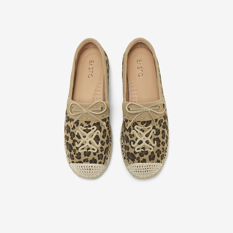 百思图2025春季新款简约复古通勤渔夫鞋平跟女单鞋A0303AA5