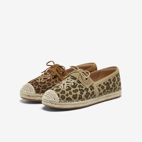 百思图2025春季新款简约复古通勤渔夫鞋平跟女单鞋A0303AA5