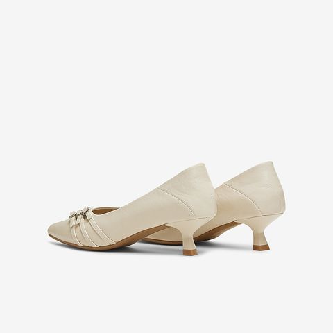 百思图2025春季新款商场同款简约通勤尖头浅口女单鞋W5932AQ5