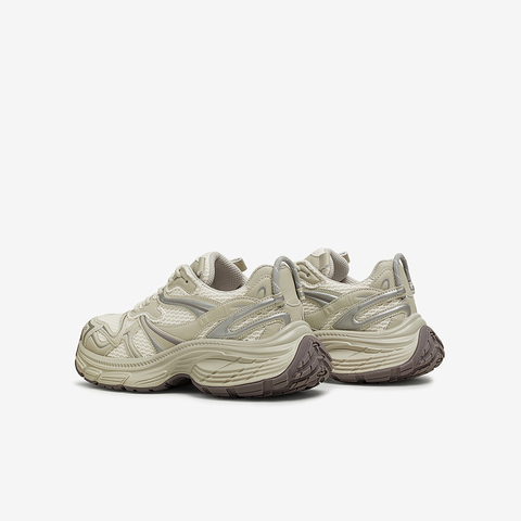 百思图2025春季新款街头潮流户外运动老爹鞋厚底女休闲鞋D5800AM5