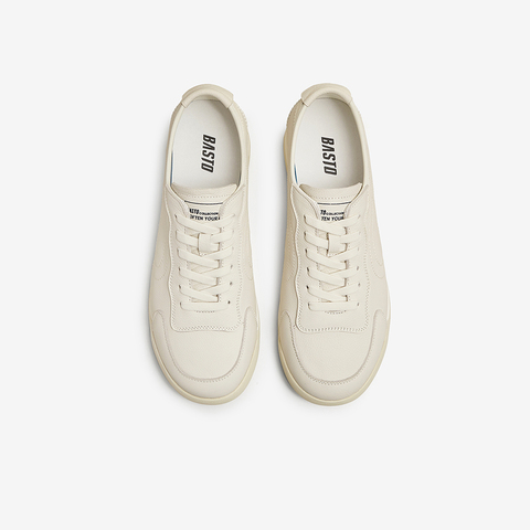 百思图2025春季新款商场同款简约户外运动平跟男休闲鞋81567AM5