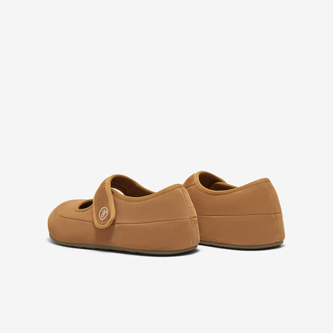 百思图2025春季新款时尚户外休闲玛丽珍鞋平跟圆头女单鞋A2888AQ5