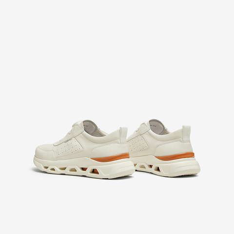 百思图2025春季新款商场同款潮流户外运动厚底男休闲鞋EJU37AM5