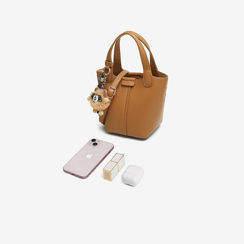 百思图2025春季新款商场同款人造革时尚背提包X3665AX5