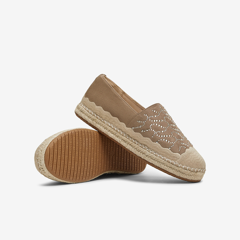 百思图2025春季新款时髦复古一脚蹬渔夫鞋平跟女单鞋A0251AA5