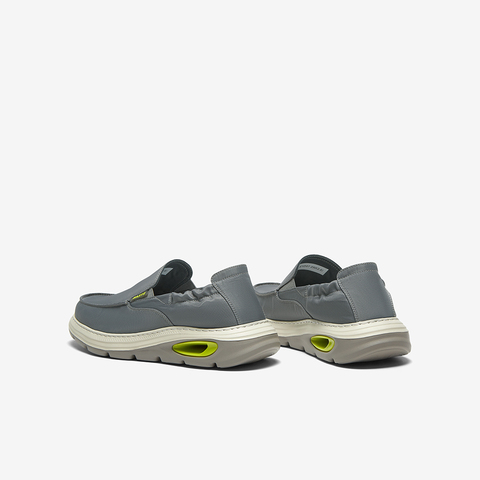 百思图2025夏季新款商场同款简约通勤布鞋厚底男休闲鞋EYD07BM5