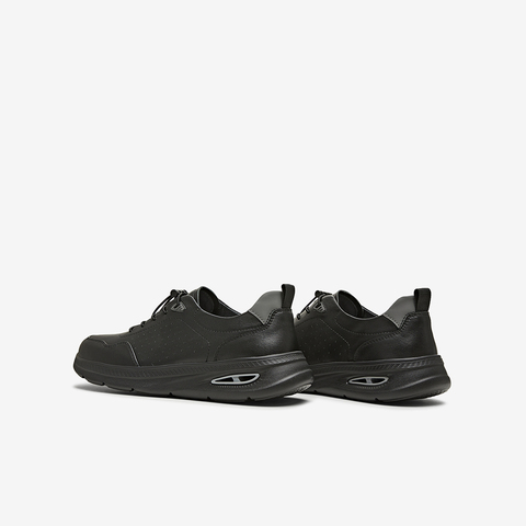 百思图2025夏季新款商场同款户外运动厚底男休闲鞋W9738BM5