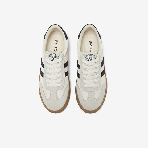 百思图2025春季新款简约户外运动德训鞋平跟圆头女休闲鞋V2508AM5