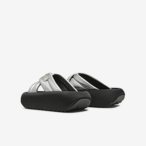 百思图2025夏季新款商场同款时尚简约休闲拖厚底女拖鞋E8820BT5